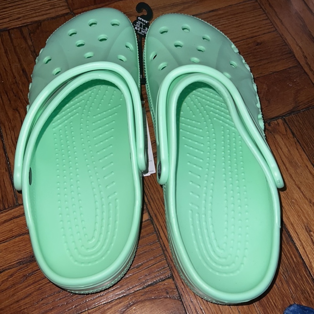 NWT crocs green size/ 12 men - Picture 3 of 4